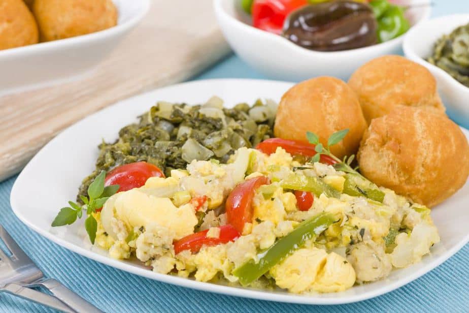 Jamaikanisches Essen: 14 Lokale Gerichte Und Getränke, Die Sie Probieren Sollten