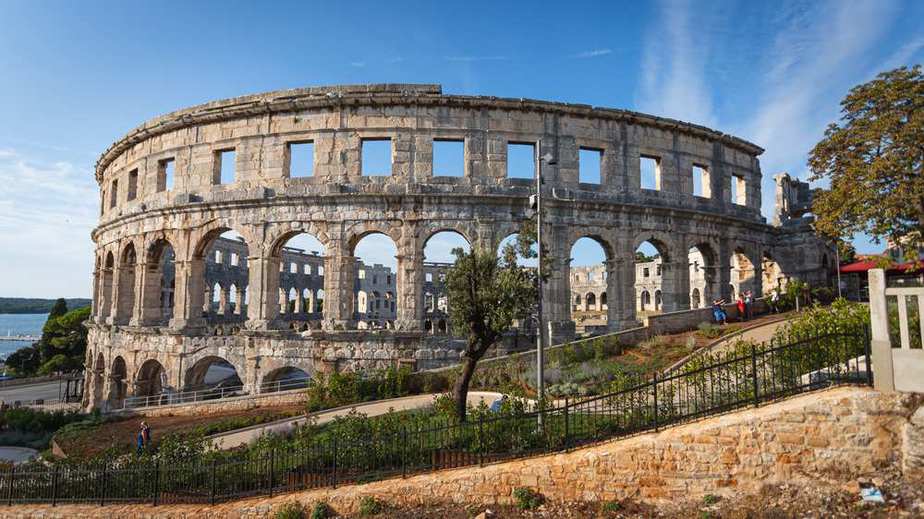 Amphitheater – Arena Pula