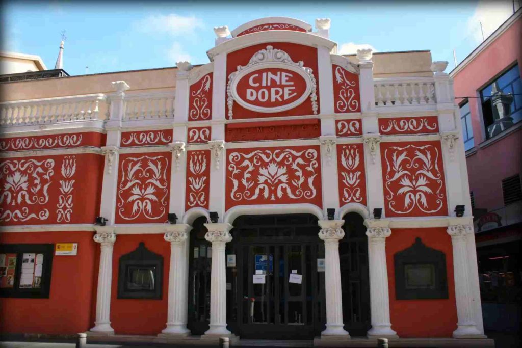 Cine Doré - altes Kino