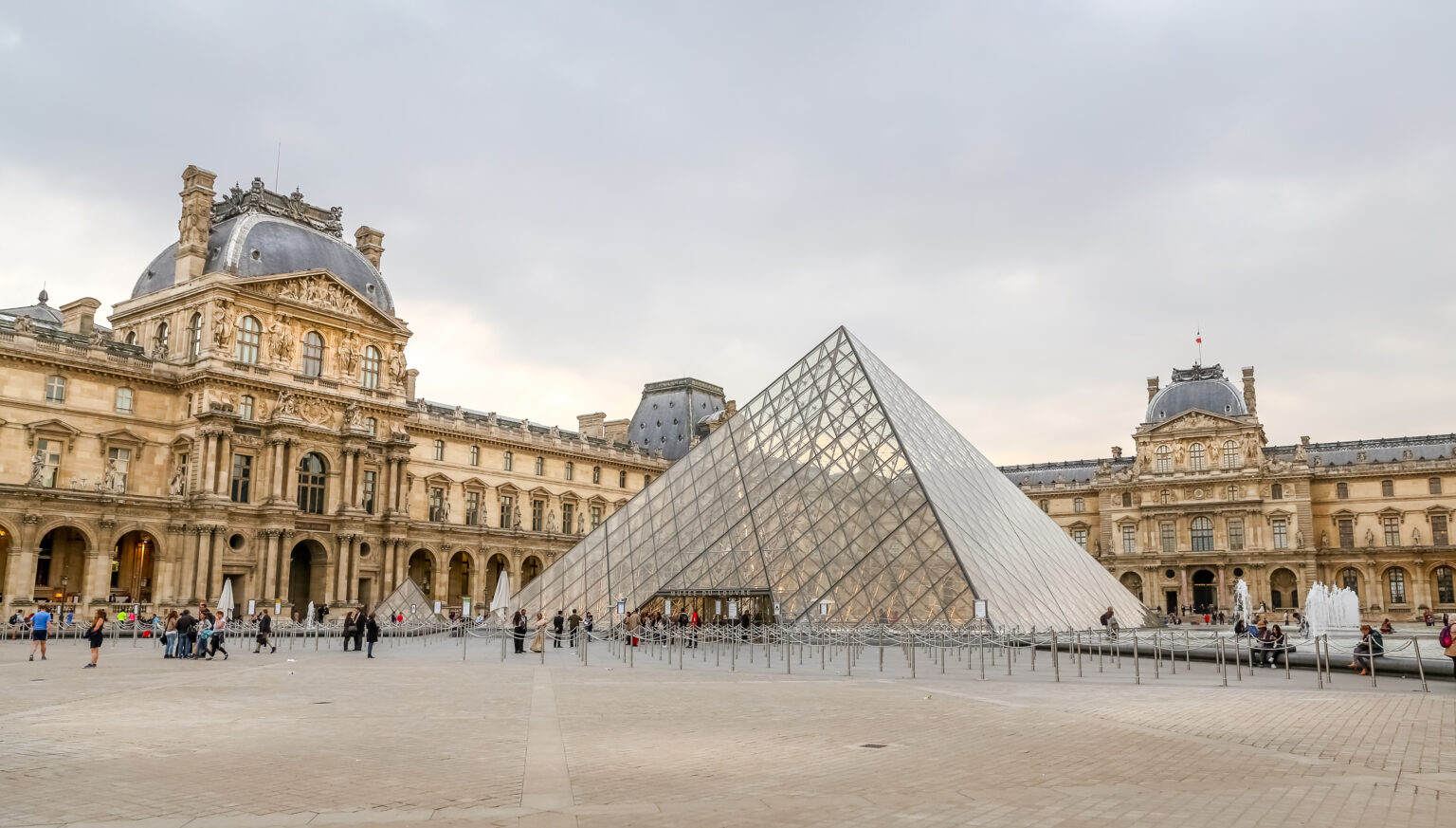 Was Ist Los In Paris Heute mystischereisen.de