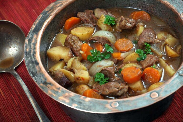 Irische Spezialitäten: 15 Typisch Irland Essen, Die Sie Probieren Sollten