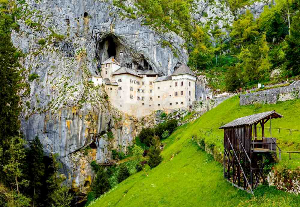Höhlenburg Predjama Slowenien Sehenswürdigkeiten: Die 20 besten Attraktionen