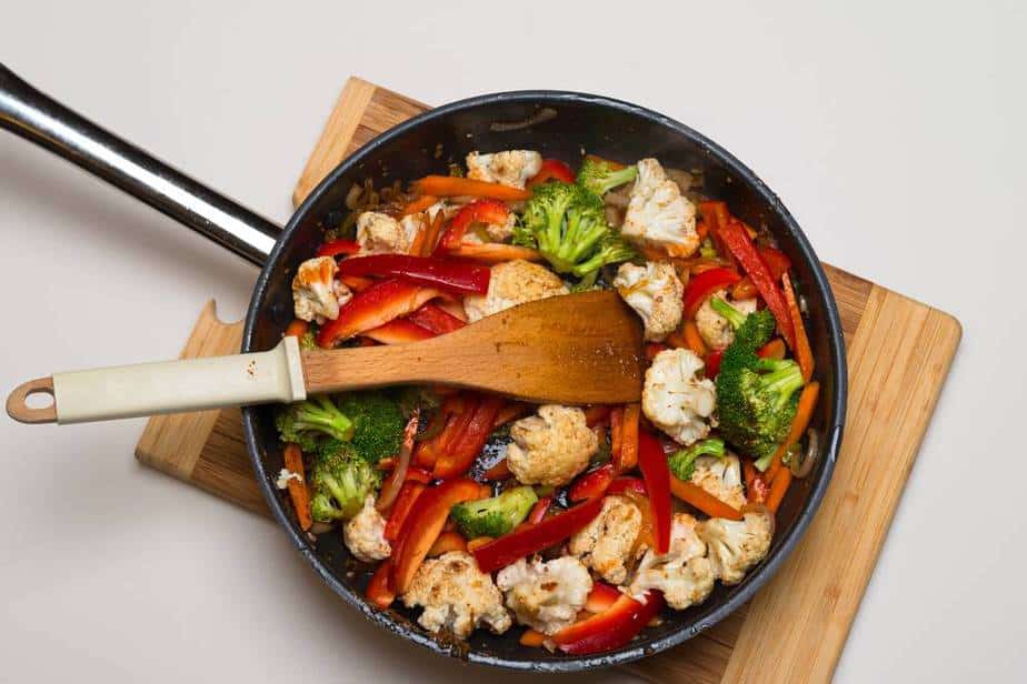 Chinapfanne mit Gemüse Chinesisches Essen: 22 Traditionelle Gerichte, Die Sie Probieren Sollten