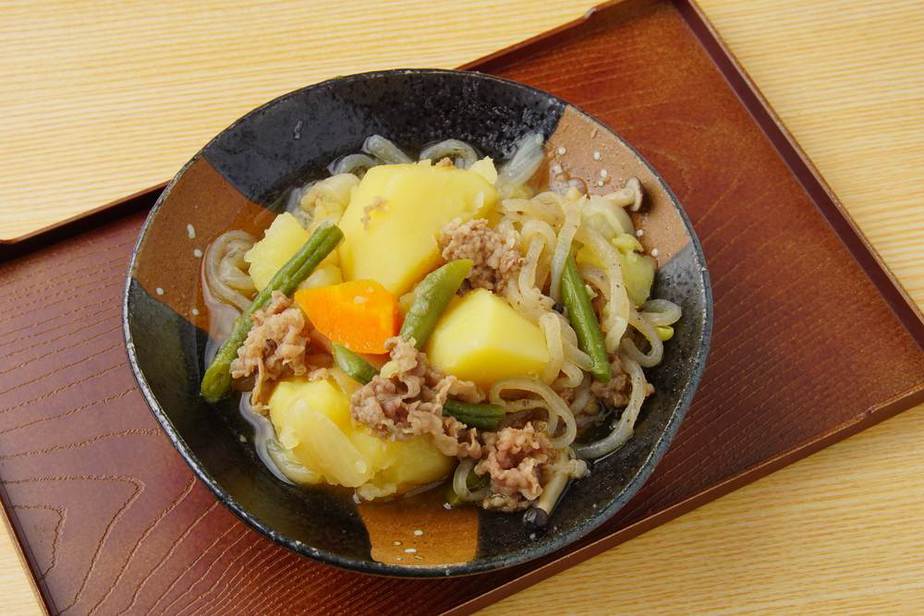 Nikujaga Japanisches Essen: 20 Traditionelle Gerichte, Die Sie Probieren Sollten