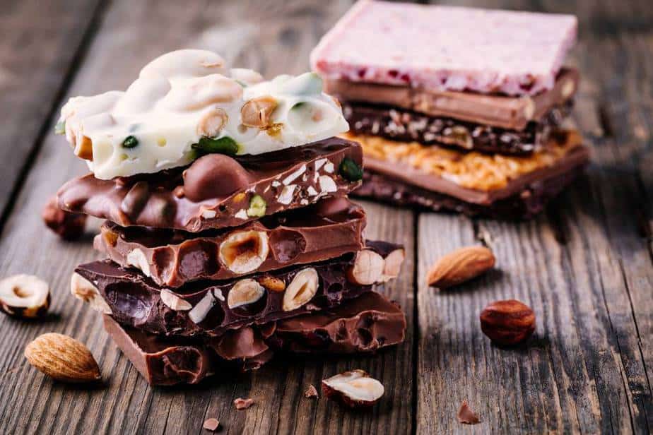 Schweizer Schokolade Schweizer Spezialitäten: 20 Typisch Schweizer Essen, Die Sie Probieren Sollten