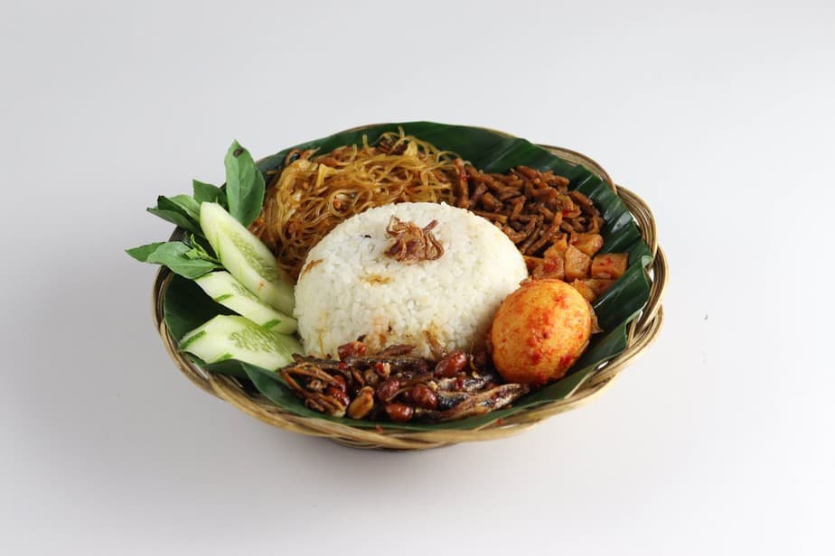 Nasi Uduk Indonesisches Essen: Diese 18 indonesischen Spezialitäten sollten Sie probieren