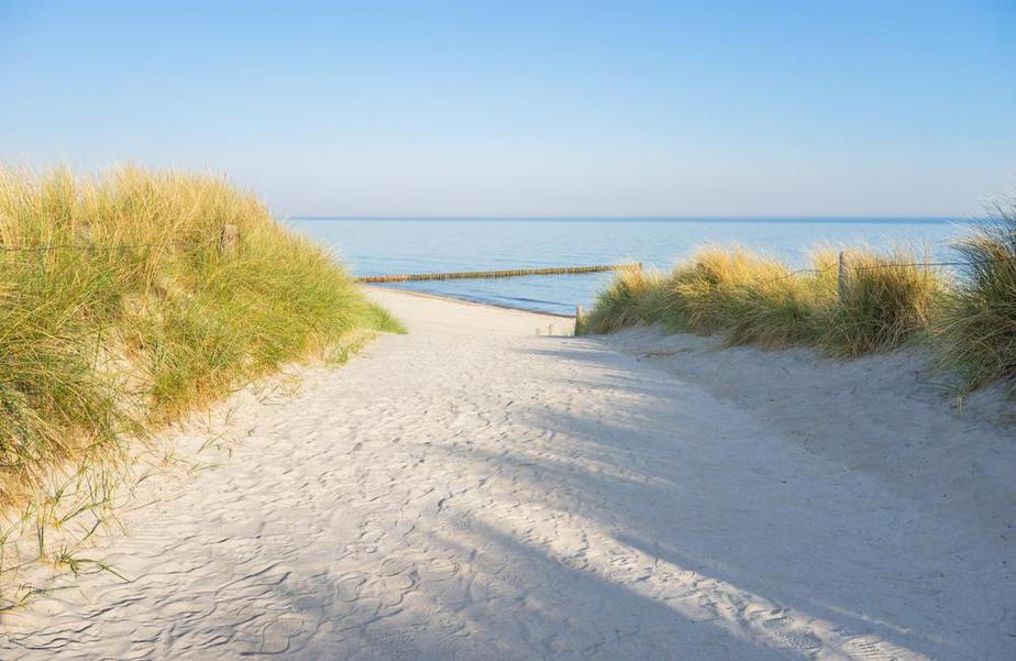 Sandstrand mit Dünen im Osten der Insel Norderney Sehenswürdigkeiten - Die 20 besten Attraktionen