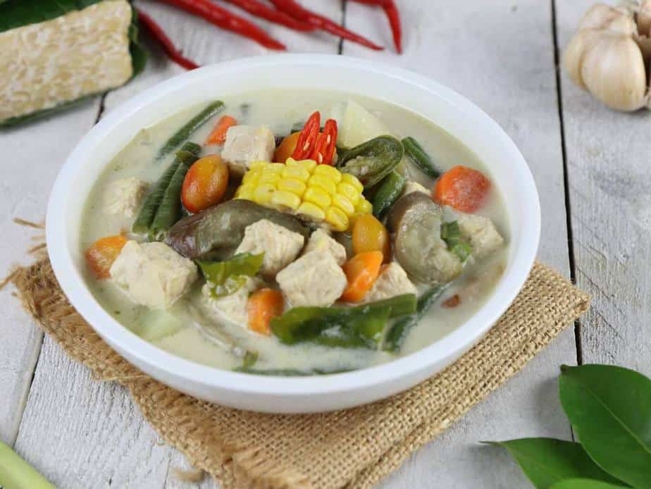 Sayur Lodeh Indonesisches Essen: Diese 18 indonesischen Spezialitäten sollten Sie probieren
