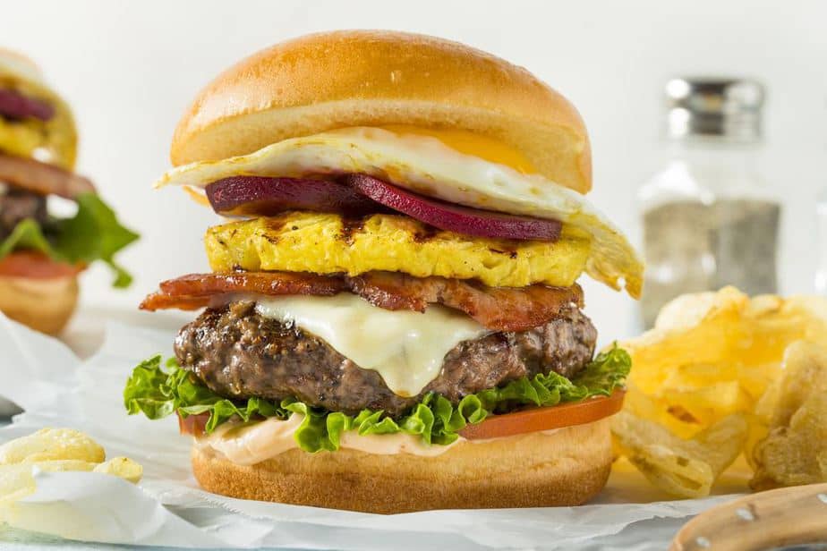 Aussie-Burger Australische Spezialitäten: Diese 11 Australischen Spezialitäten Sollten Sie Probieren