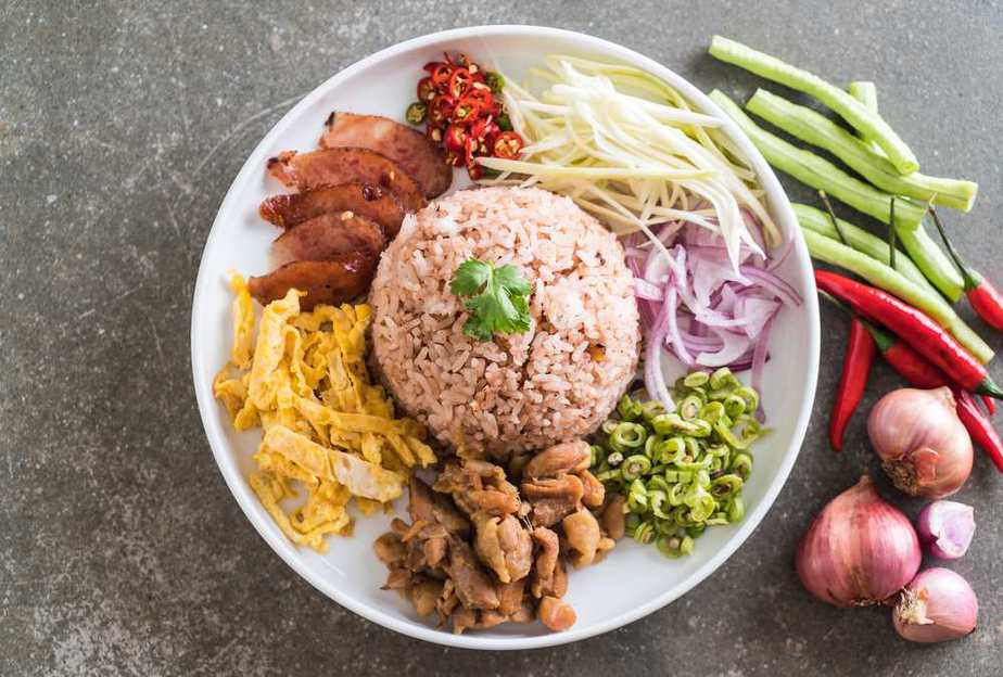 Khao Klukh Krapi Thailändisches Essen: Diese 24 thailändischen Spezialitäten sollten Sie probieren