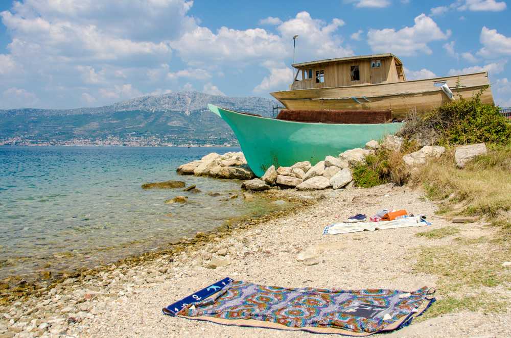 Das erste Wasser in Split - der Strand Prva voda Split Strände: Die 7 schönsten Strände und andere Sehenswürdigkeiten