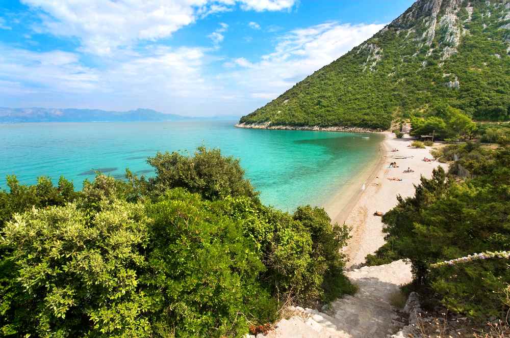 Divna - Strand auf der Halbinsel Peljesac Der Kroatien Urlaub mit Kindern: Die 12 besten Adriastrände für Eltern