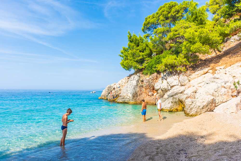 Jagodna auf der Insel Hvar Der Kroatien Urlaub mit Kindern: Die 12 besten Adriastrände für Eltern