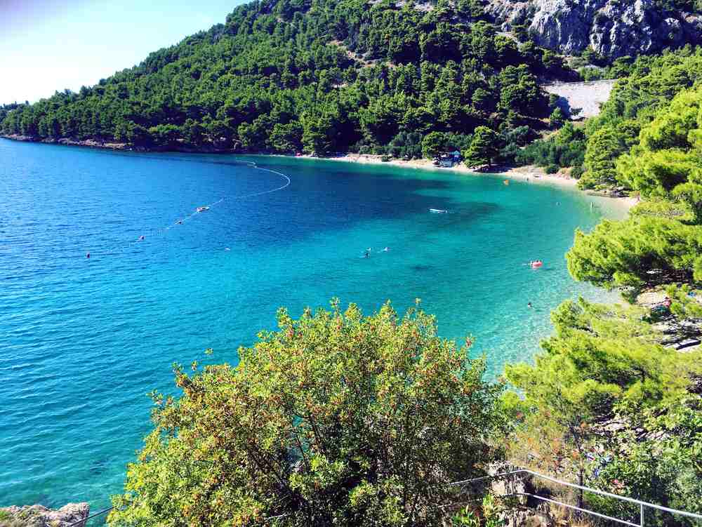 Mala (kleine) Duba, Küste von Makarska Der Kroatien Urlaub mit Kindern: Die 12 besten Adriastrände für Eltern