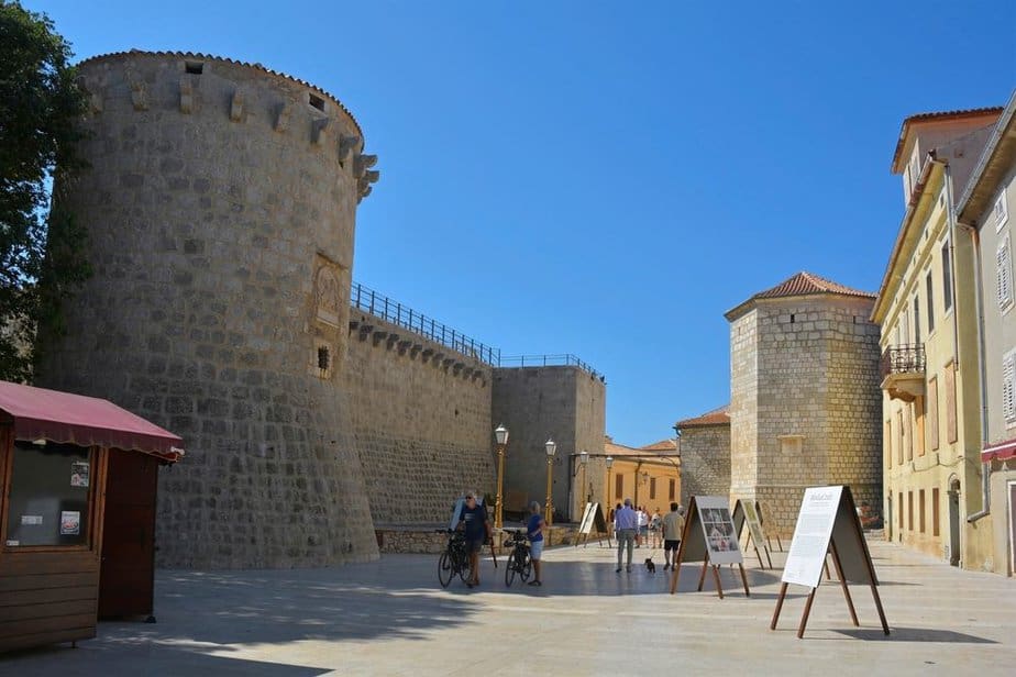 Burg Frankopan Krk Sehenswürdigkeiten: 13 tolle Sehenswürdigkeiten auf der Insel Krk