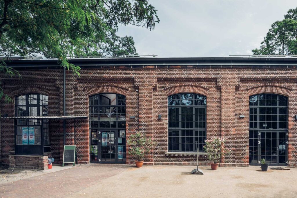 Waggonhalle Kulturzentrum Marburg Sehenswürdigkeiten: 16 besuchenswerte Sehenswürdigkeiten in Marburg